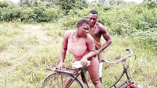 FUCKY-FUCKY WITH THE KING'S WIFEY IN THE PUBIC HAIR