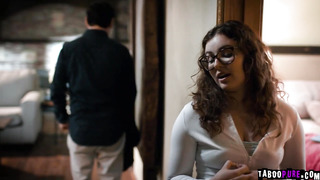 Leana used the secret she knows to get Tommy's cock