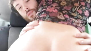 College Slut Finish Big Cock in 1 Minute of Riding