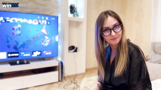 Stepbrother ravages his red-hot stepmom in virtual reality - amazing XXX porn!