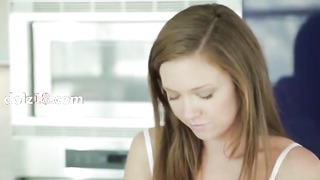 Teen Is Fucking with her Guy